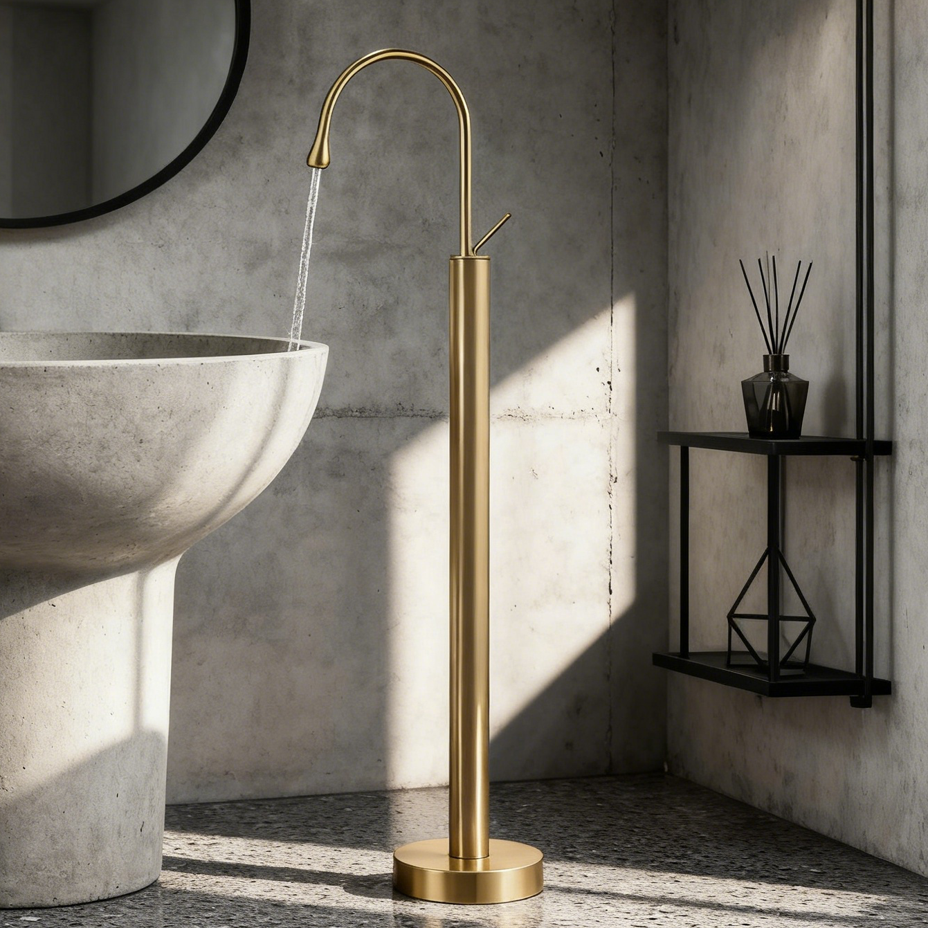 Polished Gold Freestanding Bathtub Faucet with Curved High Arc Teardrop Spout Lever Handle Aerated Flow Corrosion-Resistant Copper Construction and G1/2 Inlet Pipe - Model 1401008