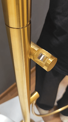 Magenectic Tub Filler Faucet