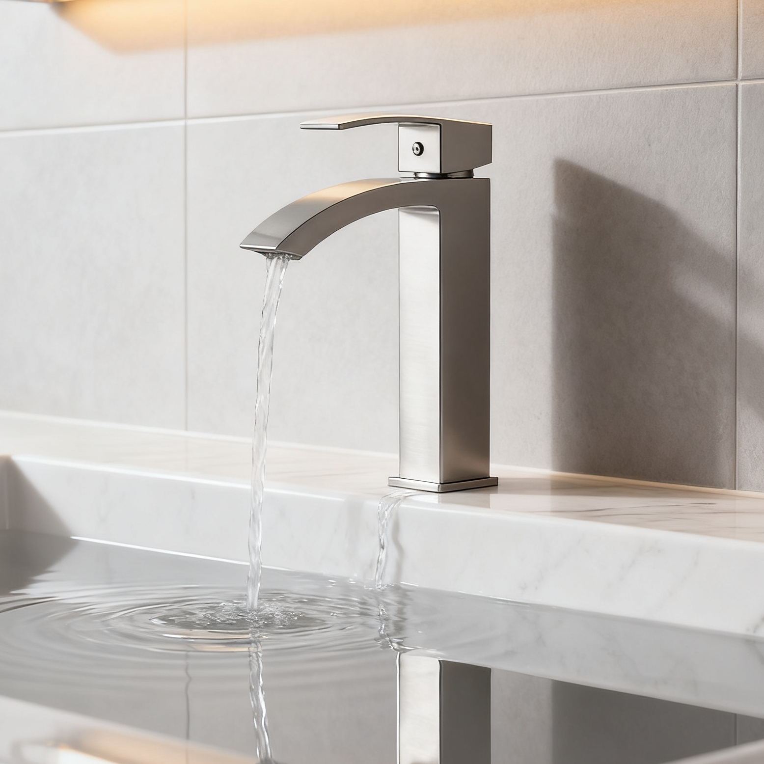 Single Hole Single-Handle High Arc Bathroom Faucet in Polished Chrome