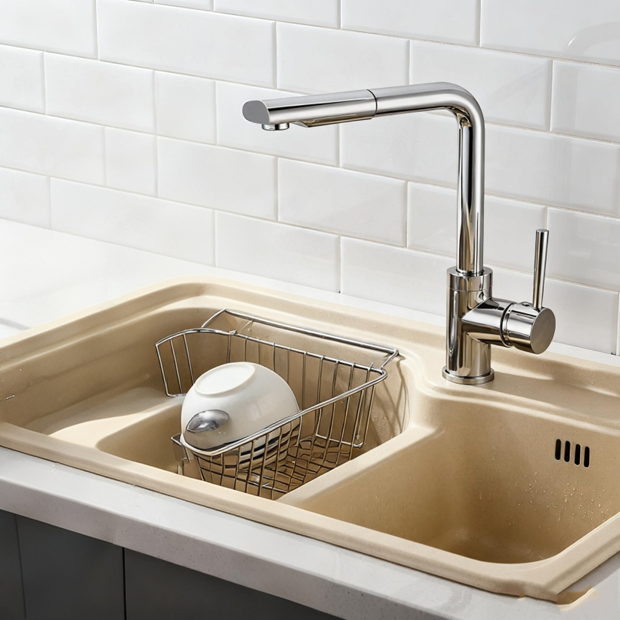 Premium Solid Brass Kitchen Faucet with Pull Out Sprayer and Durable Single Handle Sink Mixer Tap for Modern Kitchens