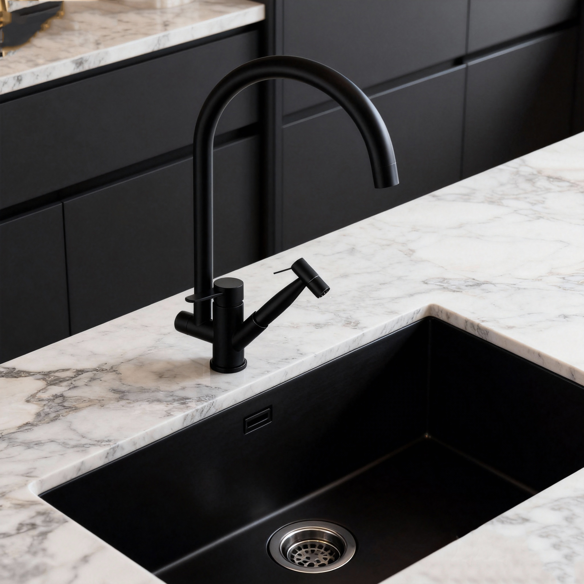 Stainless Steel Kitchen Faucet with Pull-Out Sprayer and High-Arc Spout in Modern Sink Mixer for Commercial Projects