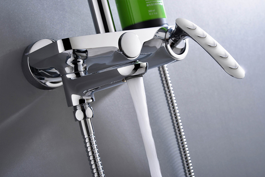 How Do Customized Bathtub Faucets Add a Personal Touch to Bathrooms?